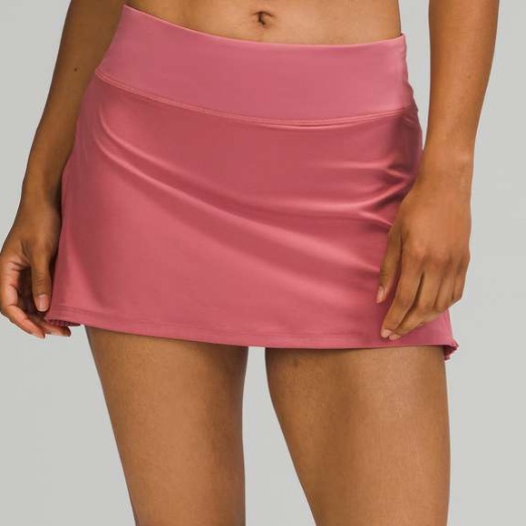 Lululemon NWOT Play off the Pleats Skirt RETIRED COLOR size 4 - Picture 2 of 14